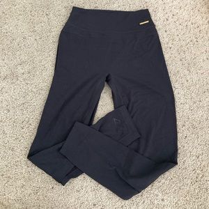 Whitney Simmons V3 Legging size M - Black